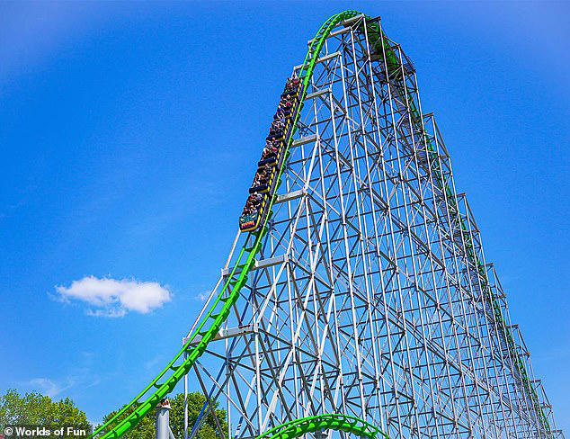 Camera caught utter terror of riders after seat belt failed on 208ft ...