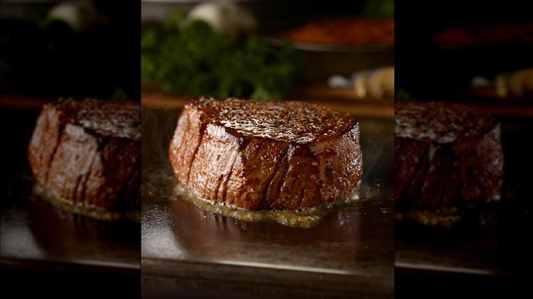 The Absolute Best Steak Order At 9 Different Chain Restaurants