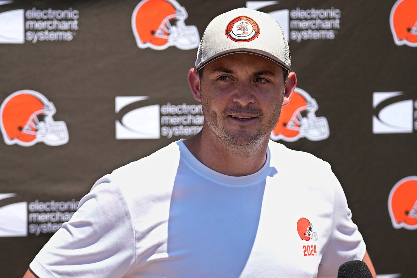 Browns give play-calling duties to Tommy Rees in hopes of reviving ...