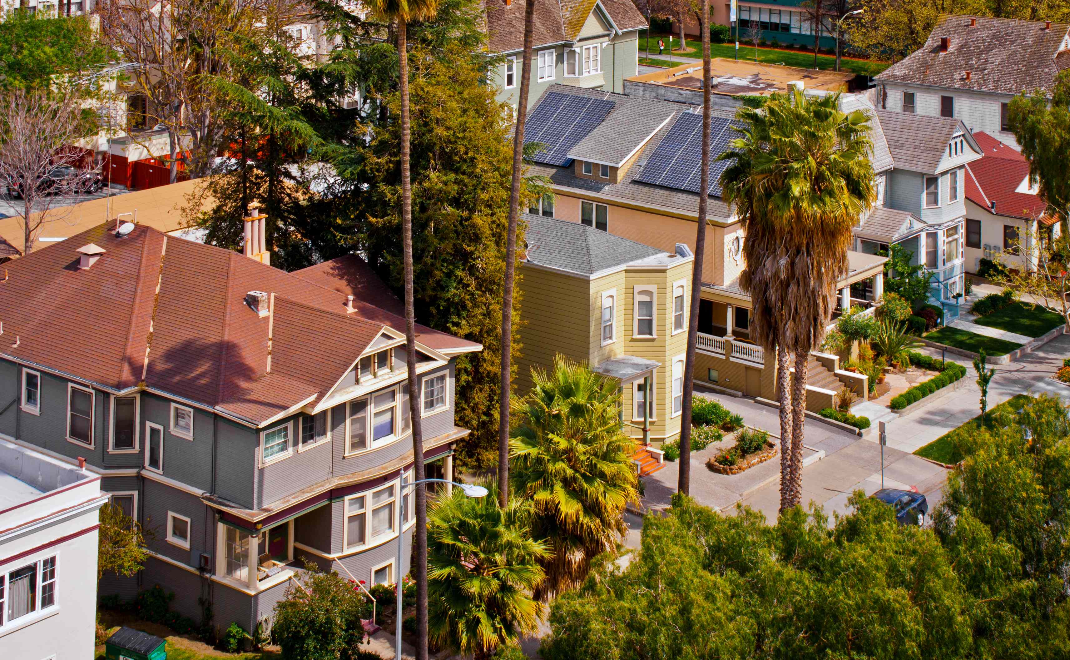 Home Values Have Skyrocketed in Some Cities—But Completely Stalled in ...