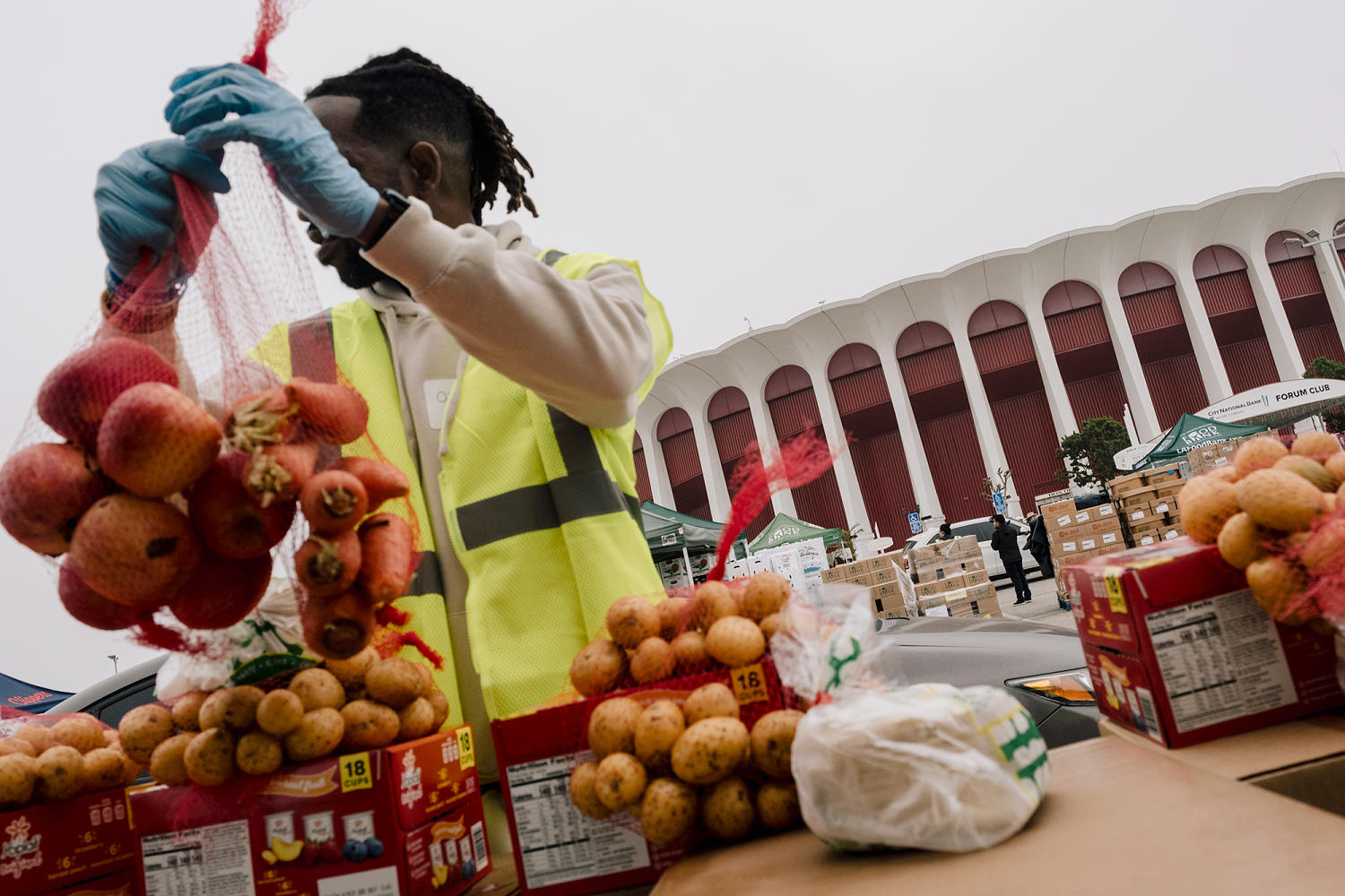 As SNAP recipients brace to receive less, panic, political infighting ...