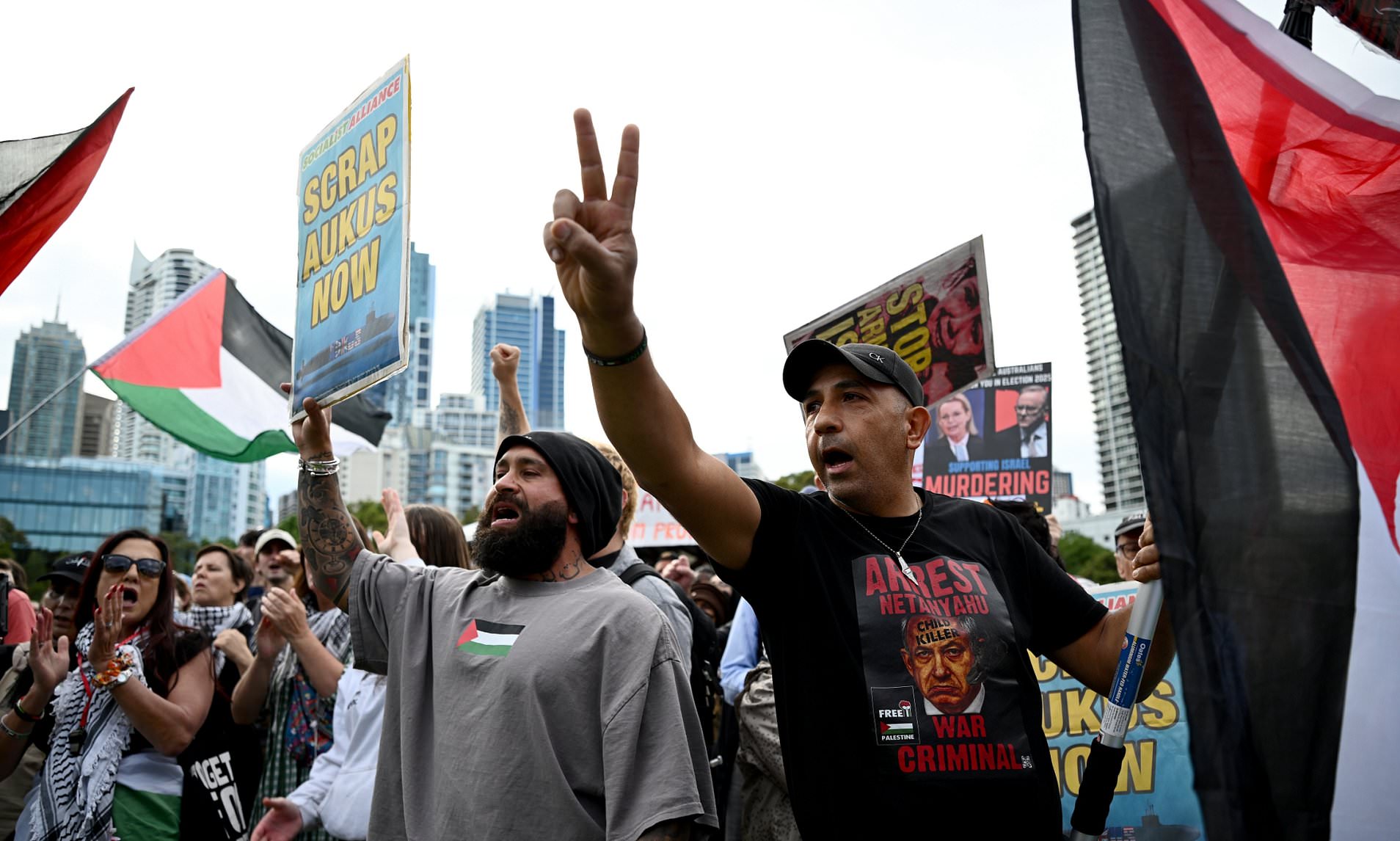Anti-war protest erupts into chaos as activists try to blockade Sydney ...