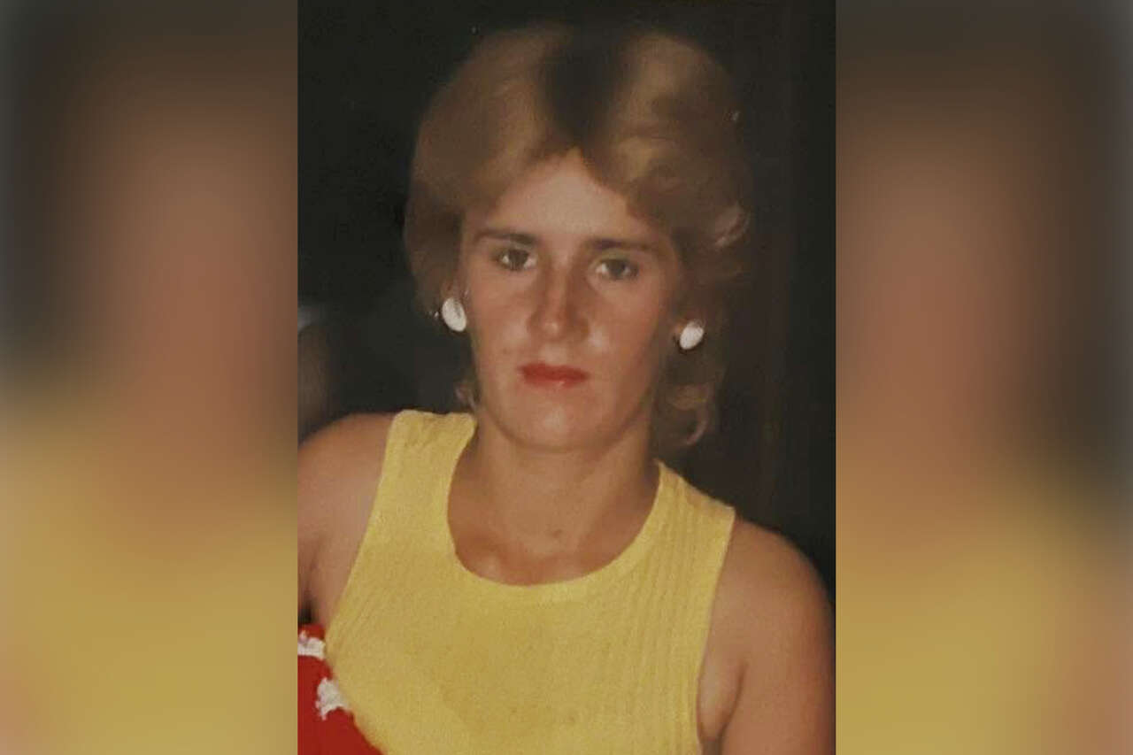 Body of Calif. woman found in high school reunion shirt in 1998 identified(02)