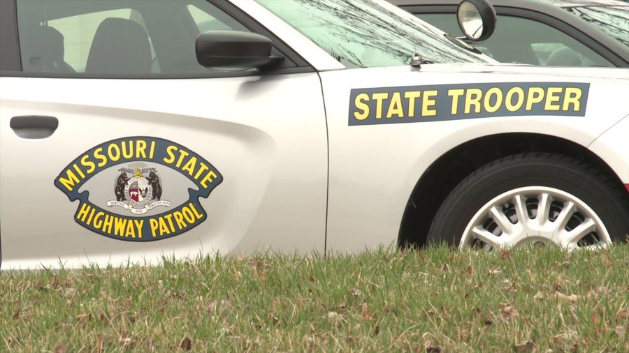 Teen killed, another injured in St. Louis County crash