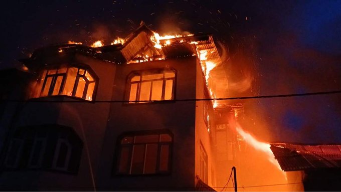 Residential house gutted in Kupwara village