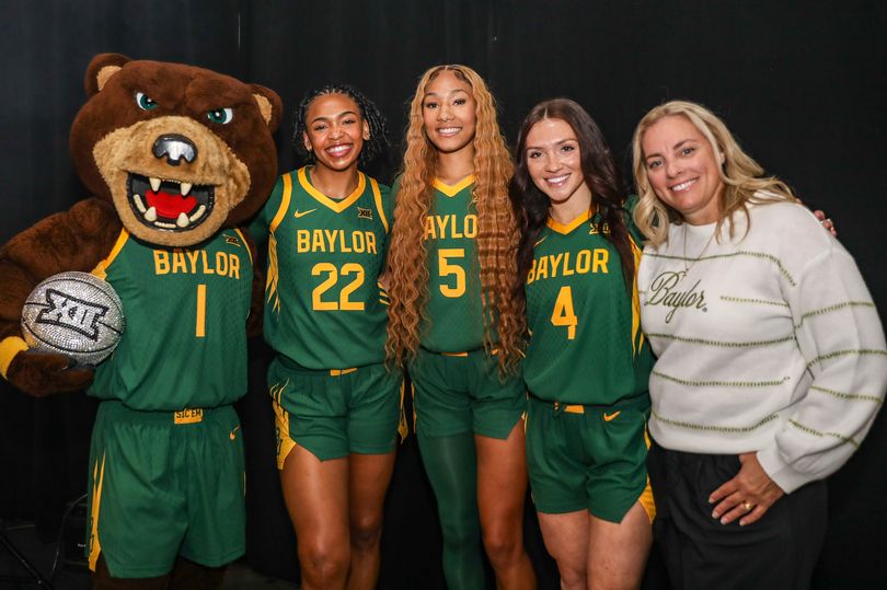 Baylor transfer leads women's basketball team to huge Duke upset