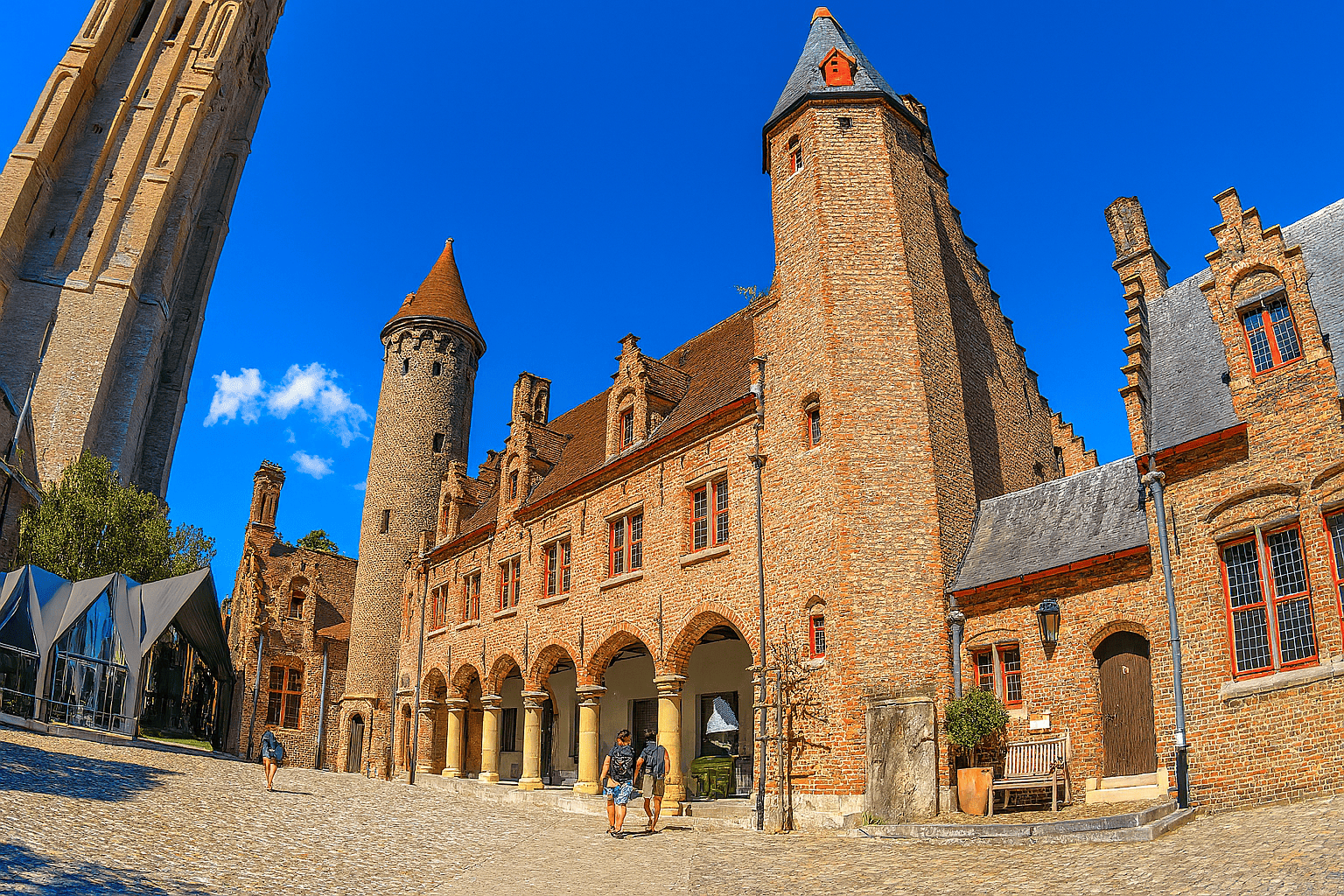 Walking Tour of Bruges Historic Center