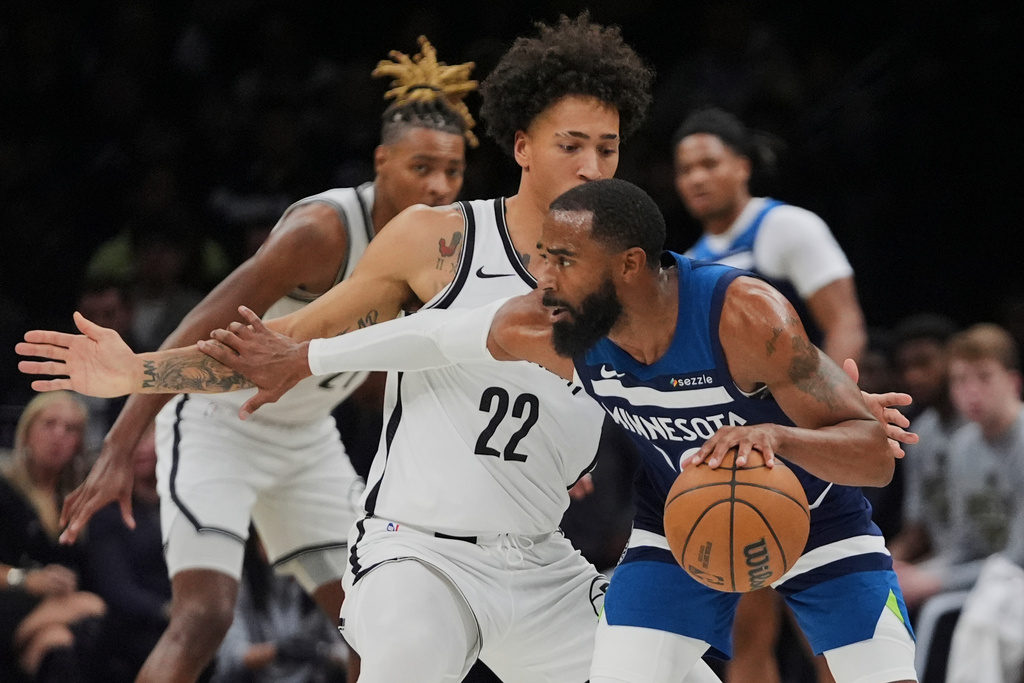 Julius Randle has a triple-double to lead the Timberwolves past the winless Nets