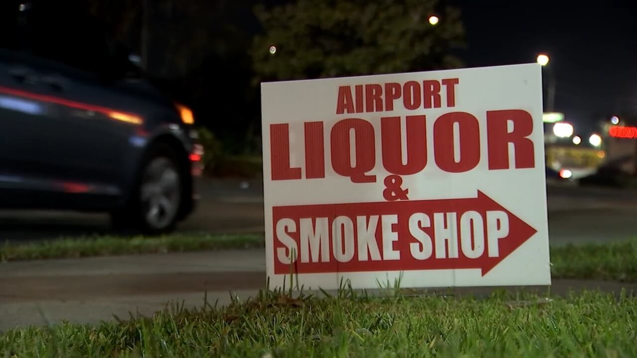 Police: Lyft driver arrested for pulling gun after riders flee