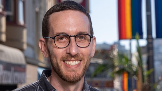 Who is Scott Wiener, the last-minute challenger to Nancy Pelosi's ...