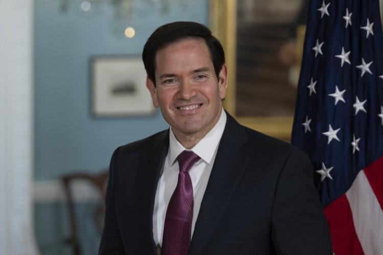 Le chef de la diplomatie américaine, Marco Rubio, a soutenu la décision de report du Sommet des Amériques, affirmant que Washington collaborerait avec la République dominicaine et ses partenaires régionaux pour organiser en 2026 un sommet «&nbsp;productif&nbsp;», axé notamment sur la sécurité.