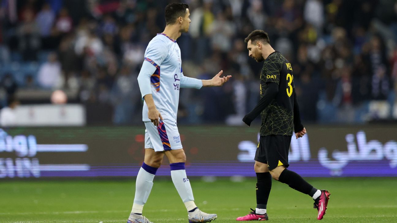 Cristiano Ronaldo: 'Lionel Messi better than me? I disagree'