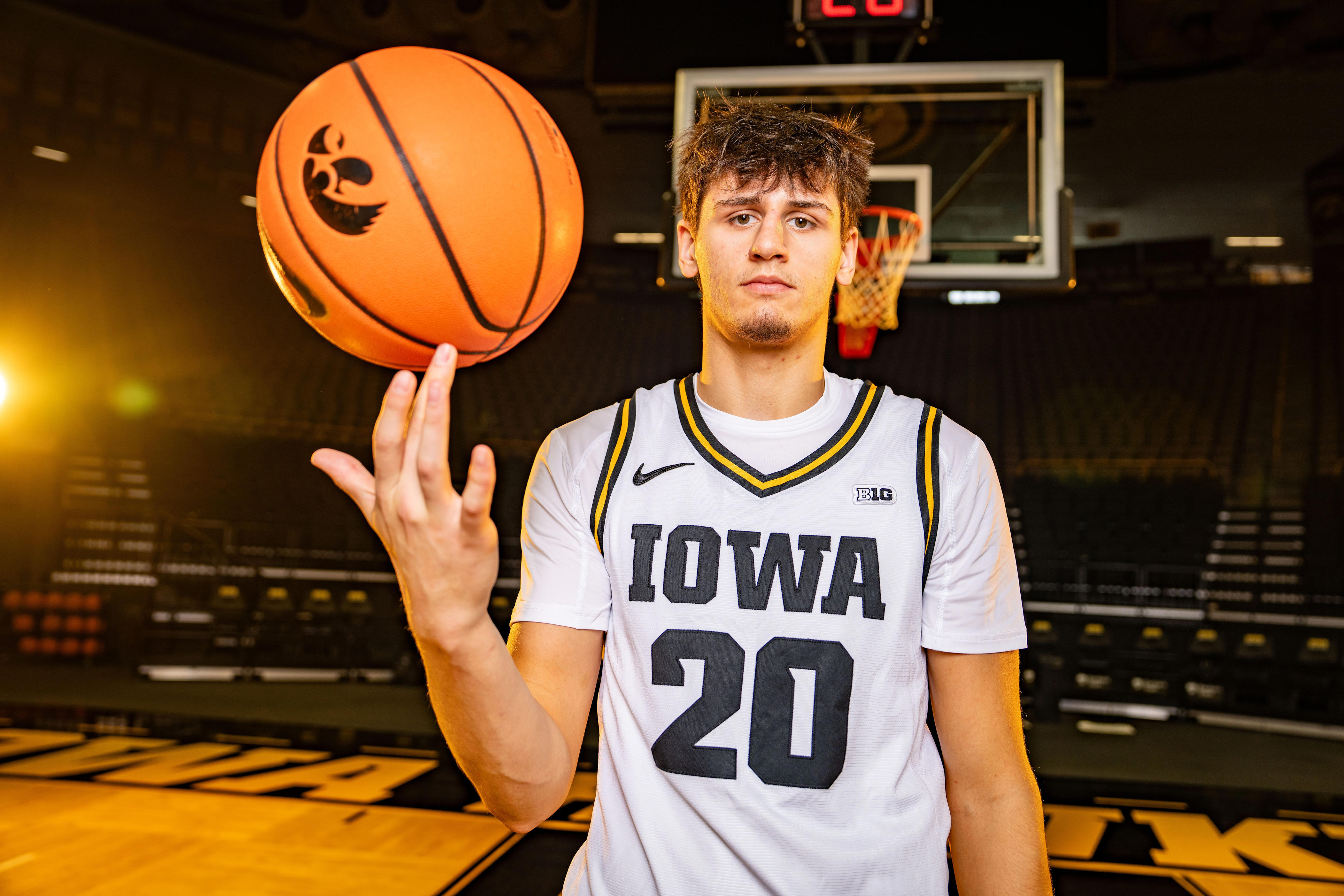 Iowa basketball comments on Trey Thompson's injury status