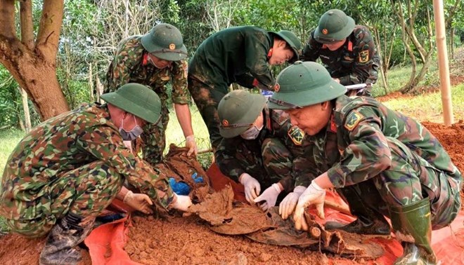 Chế độ, chính sách của người thuộc biên chế các đội tìm kiếm, quy tập hài cốt liệt sĩ