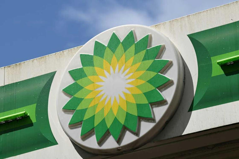 BP profit surges despite lower oil prices