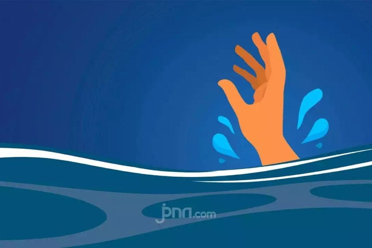 Banjir terjang Kudus, balita hanyut, belum ditemukan