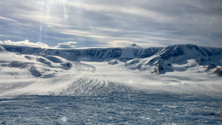  Un glaciar de la Antártida colapsa a una velocidad no vista desde la Edad de Hielo 