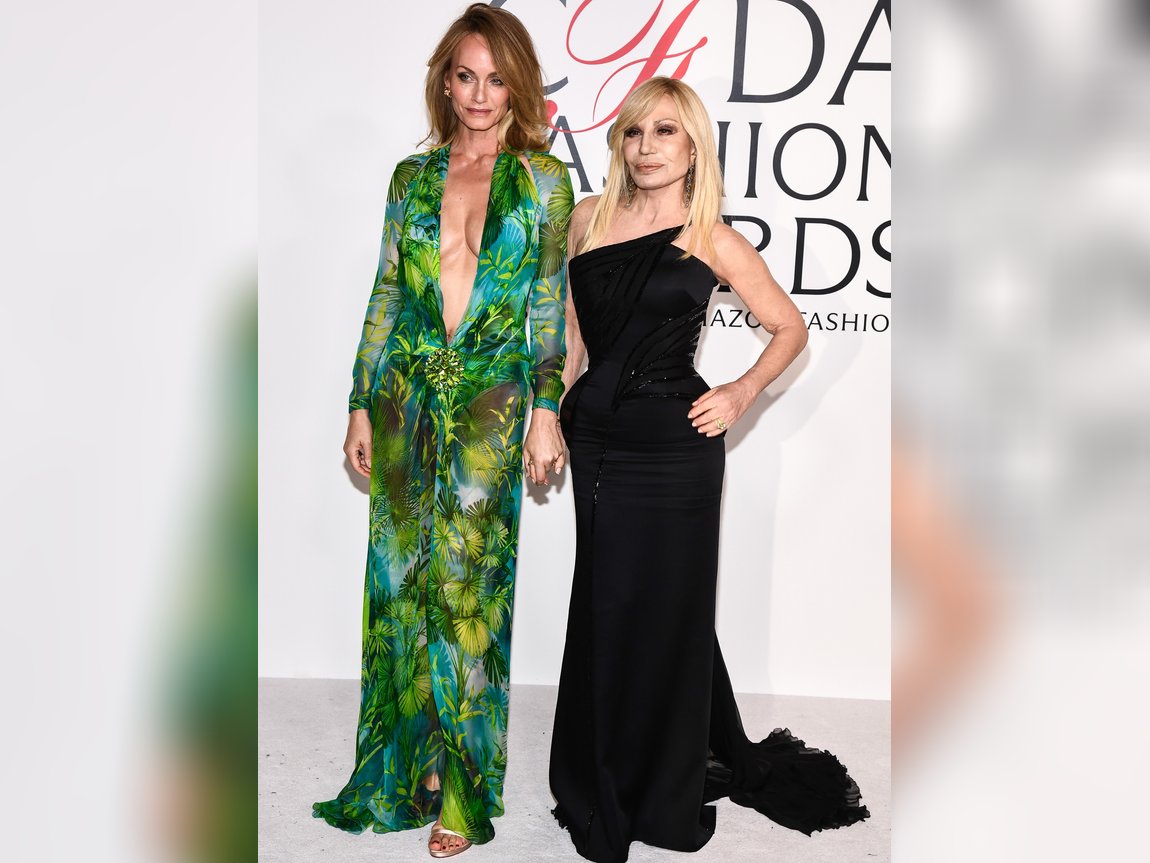 donatella versace green dress Nina Ricci - Green Long Sleeve Dentelle Lace Dress