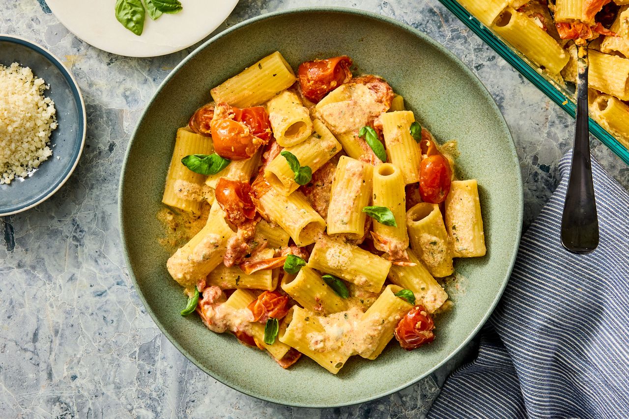 Southern Living 4 Ingredient Boursin Pasta in the bowl to serve