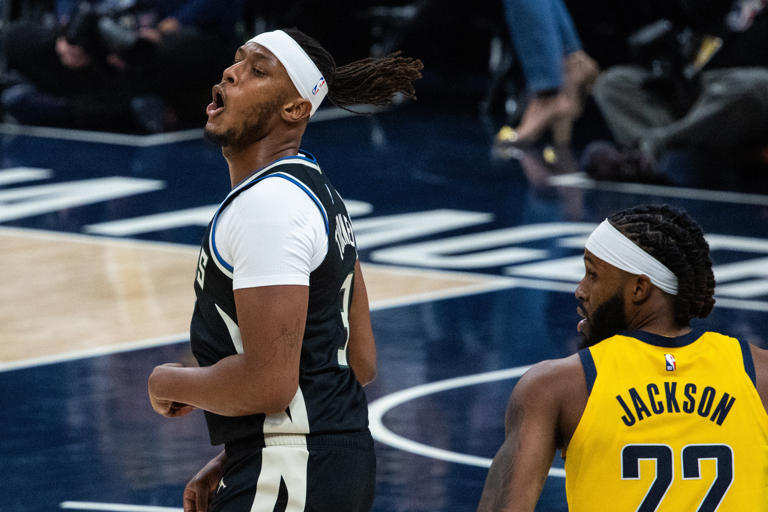 Myles Turner has strong message for Pacers fans who booed him