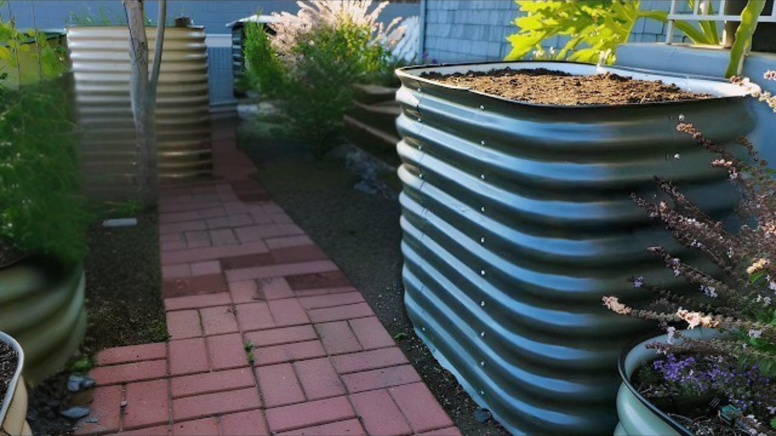 How to Fill a Raised Bed While Reducing Soil Costs
