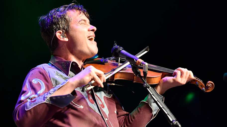 Even without Old Crow Medicine Show, Ketch Secor burns down the house