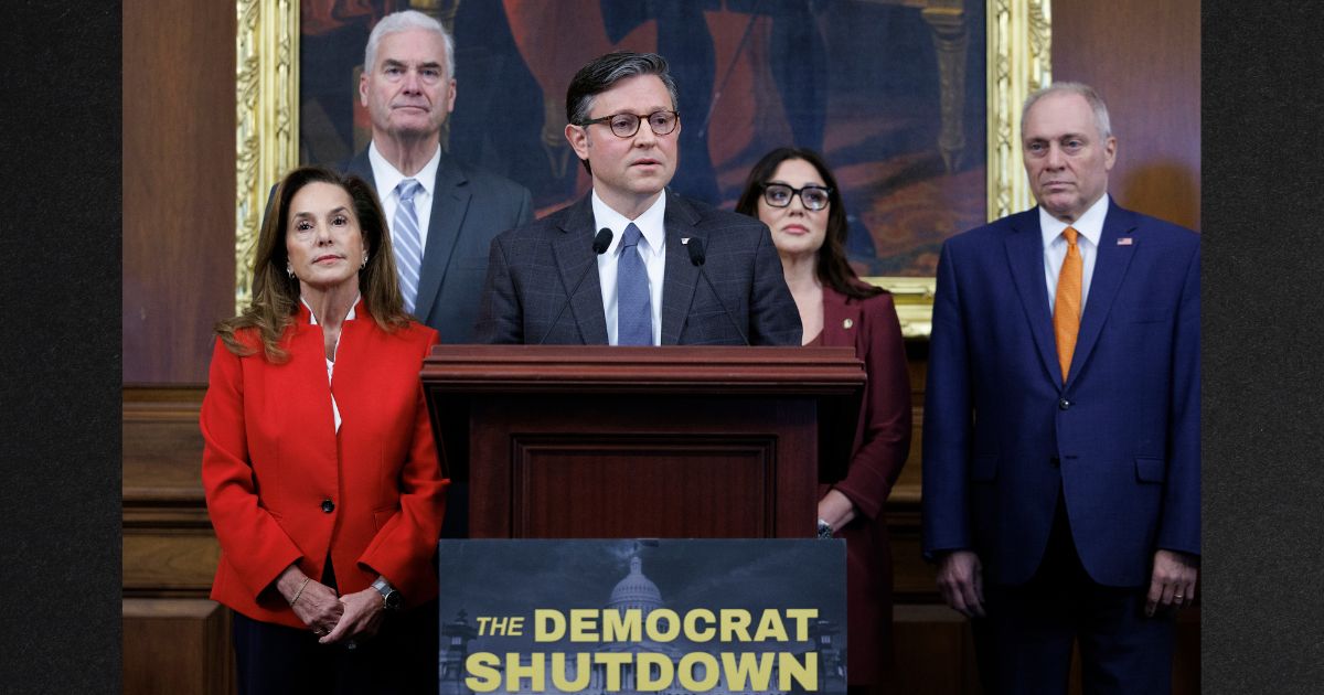 Senate Nearing 'Three-Legged' Deal to End Government Shutdown: Report