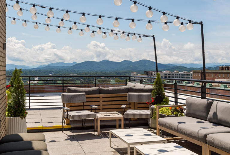 2026 Asheville rooftop restaurant guide for fall, 'leaf season'