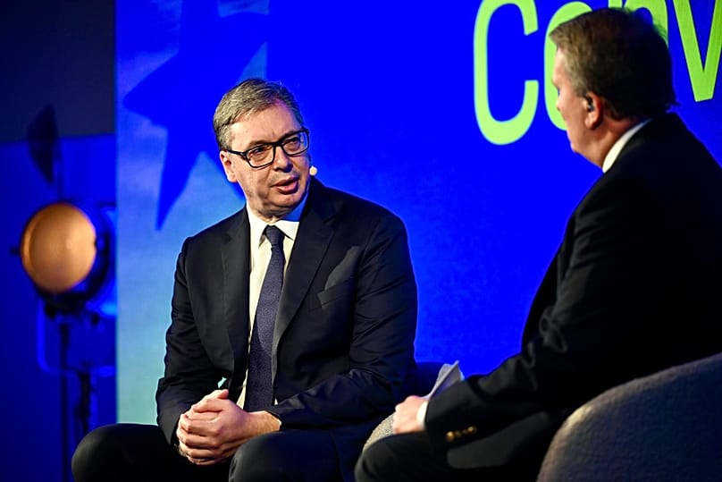 Le président serbe Aleksandar Vučić participe au sommet sur l'élargissement d'Euronews à Bruxelles le 4 novembre 2025. Euronews