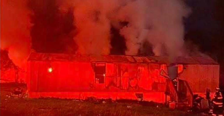 Early morning fire damages abandoned Oconee Co. home