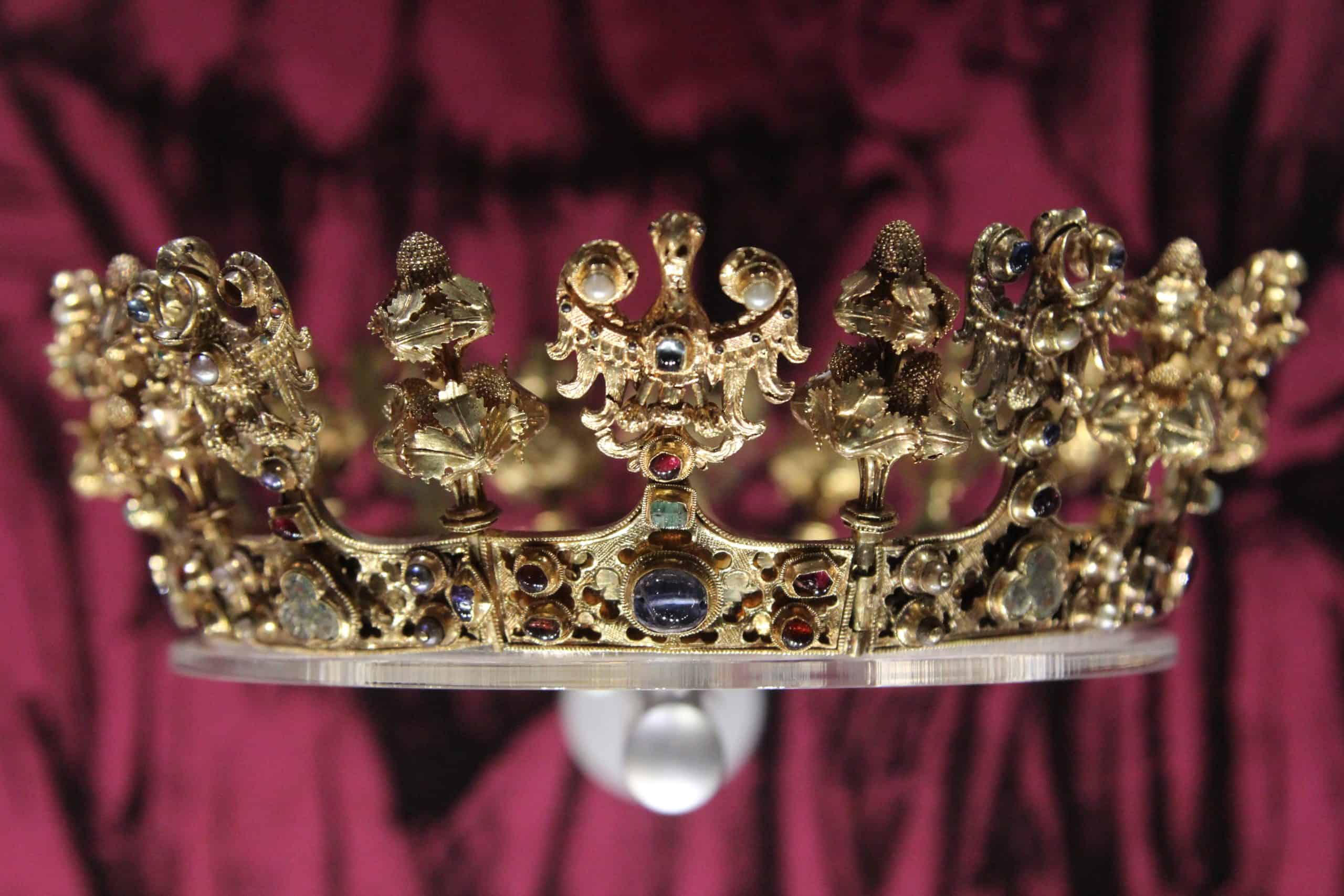 The Most Valuable Buried Treasure Found This Century and What Could ...