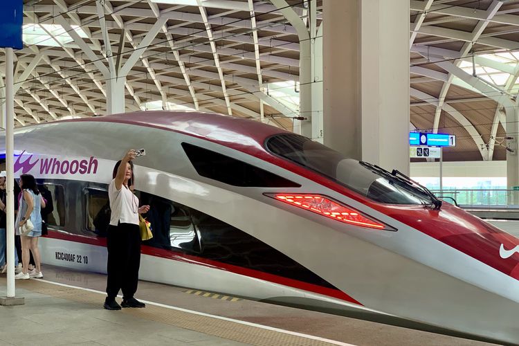 Hari Pahlawan 10 November: Promo Tiket Whoosh Mulai Rp200.000