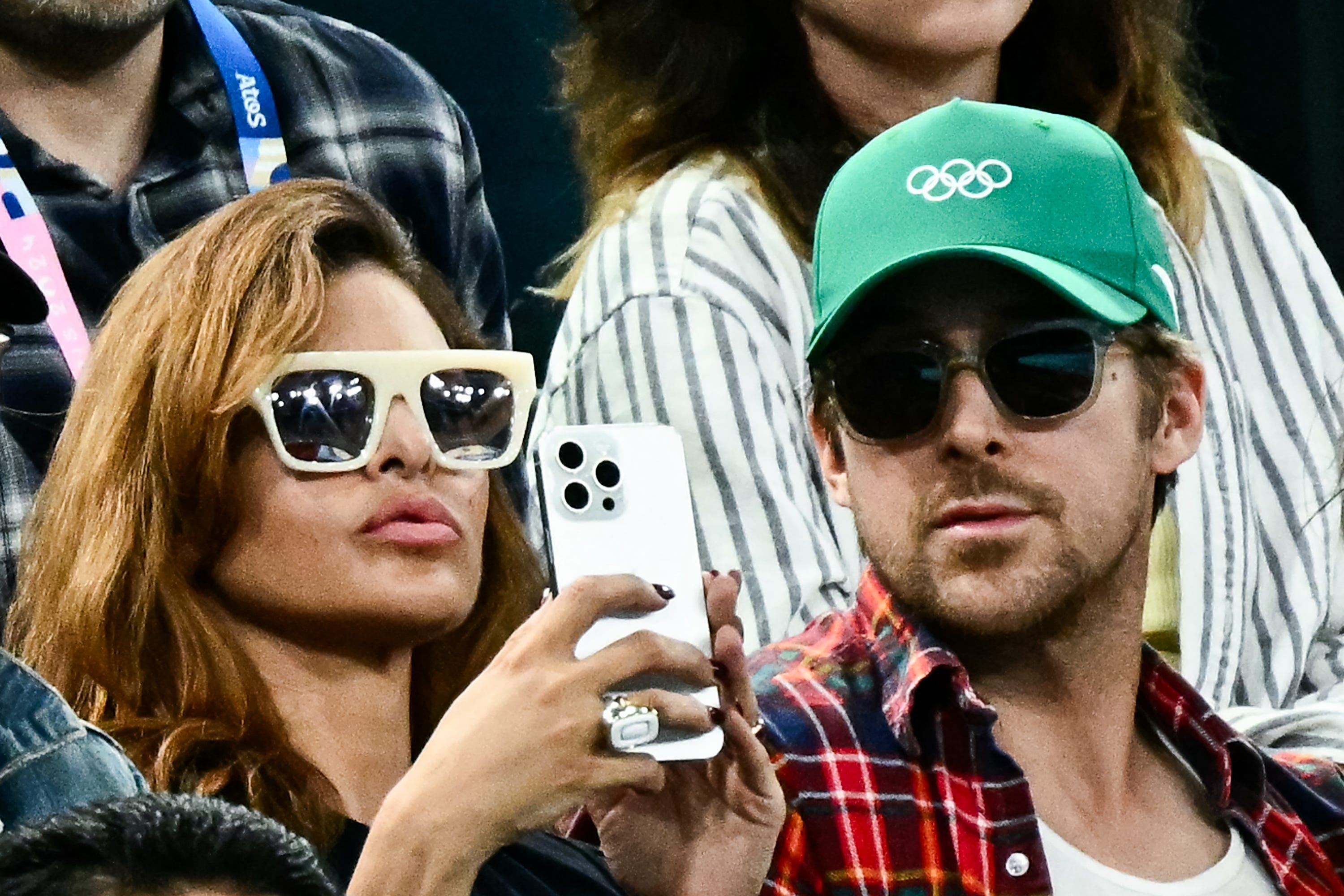 Did Eva Mendes and Ryan Gosling 'flee' the US? Actress responds to(02)