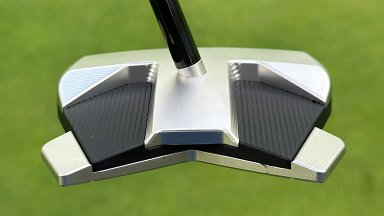 Scotty Cameron Phantom 11R OC Putter Review: The Cleanest Looking