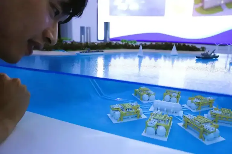 AI’s Biggest Energy Problem Solved by China’s Bold Underwater Data Centers