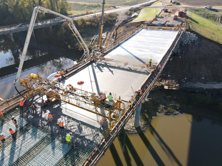New Chester Bridge on track to be finished by end of 2026