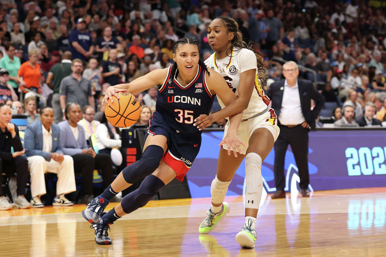 Azzi Fudd is back at UConn to replicate 'confident' NCAA Tournament run