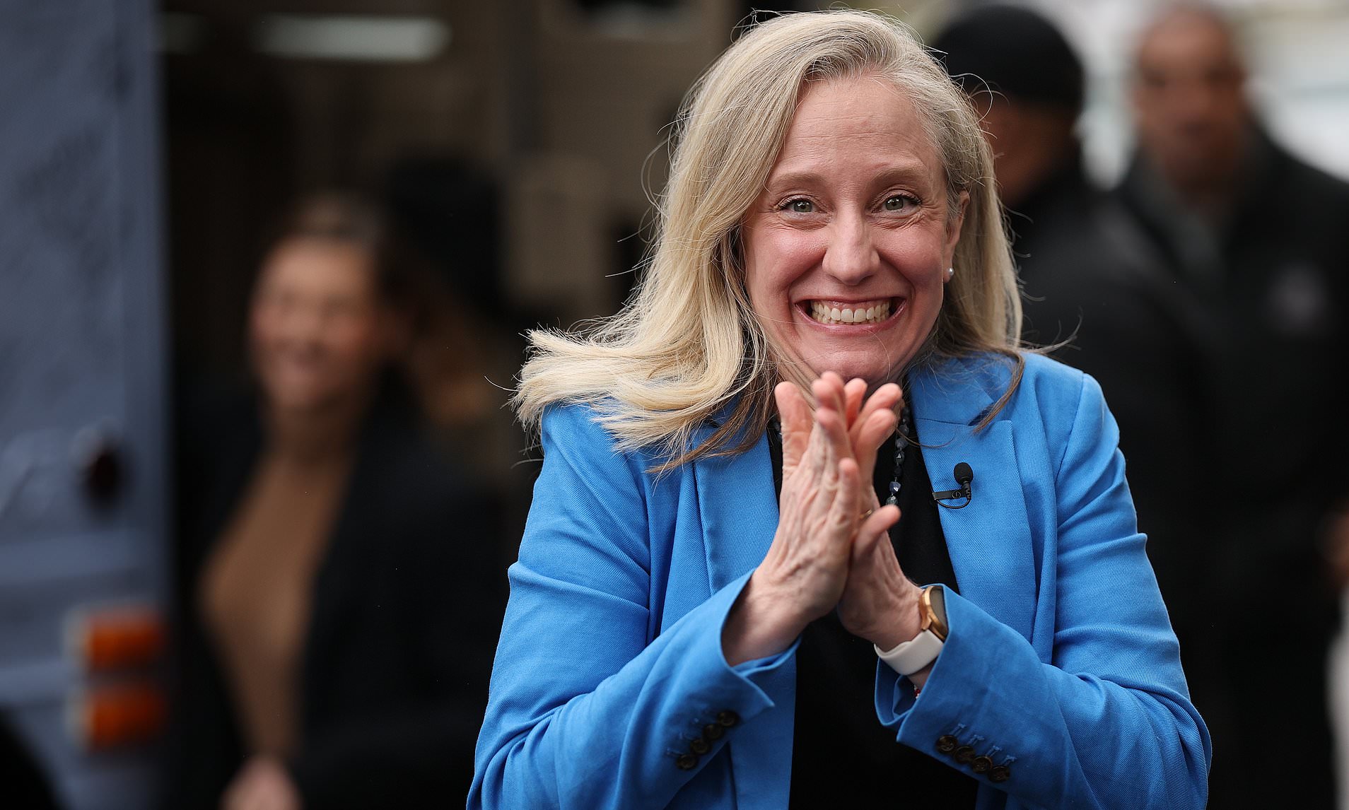 net worth abigail spanberger - Ilustrasi 3