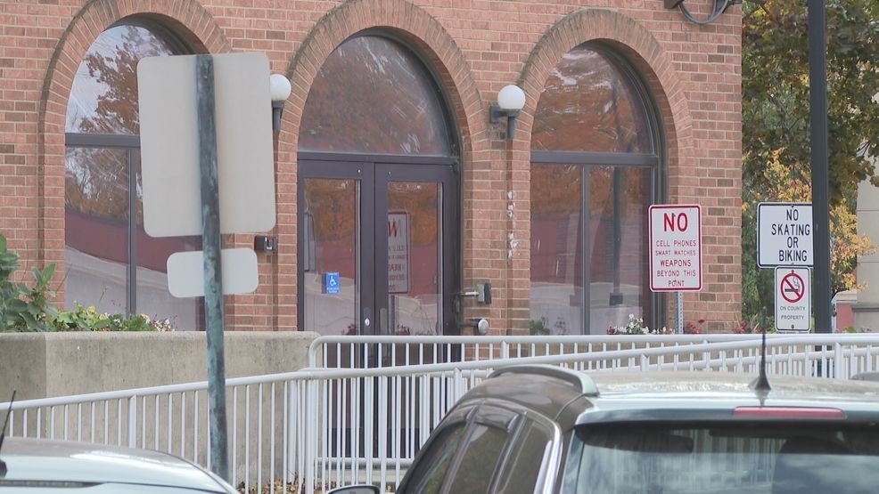 Juvenile faces murder charges in connection to stabbing deaths in ...