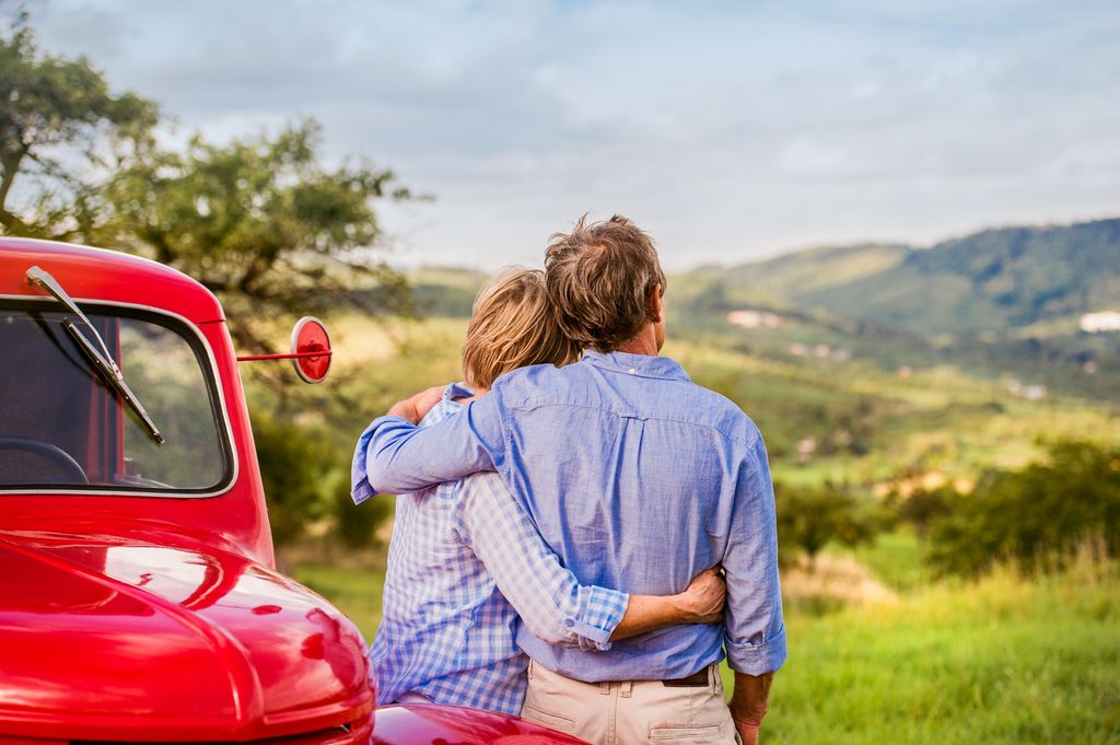 Falling in love alters your brain chemistry at any age