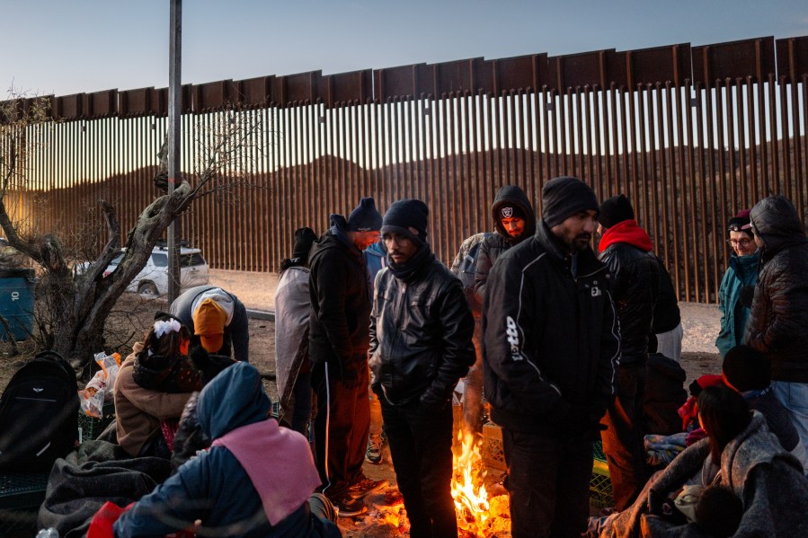 Trump officials defend order prohibiting asylum at southern border