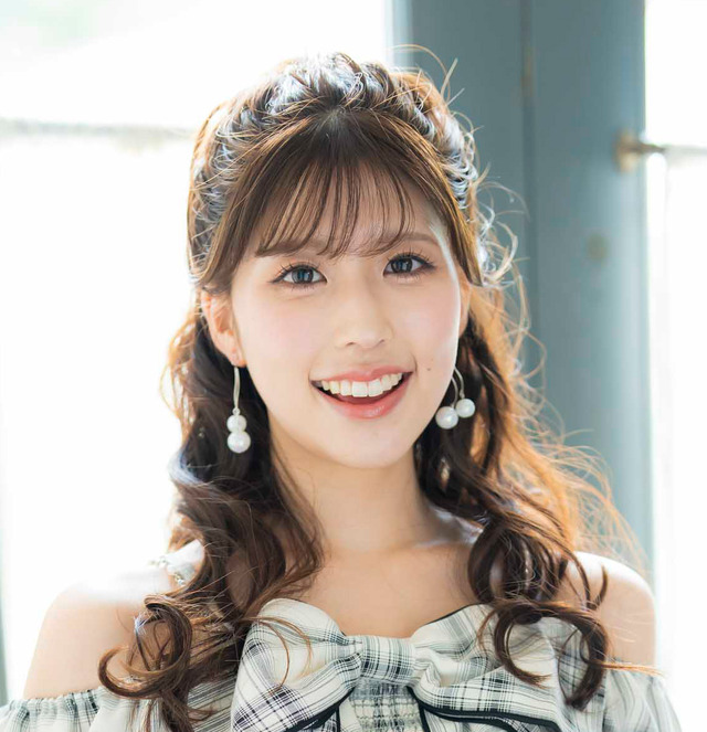 ウェザーニュース美女キャスター12人勢ぞろい！『キャスターカレンダー