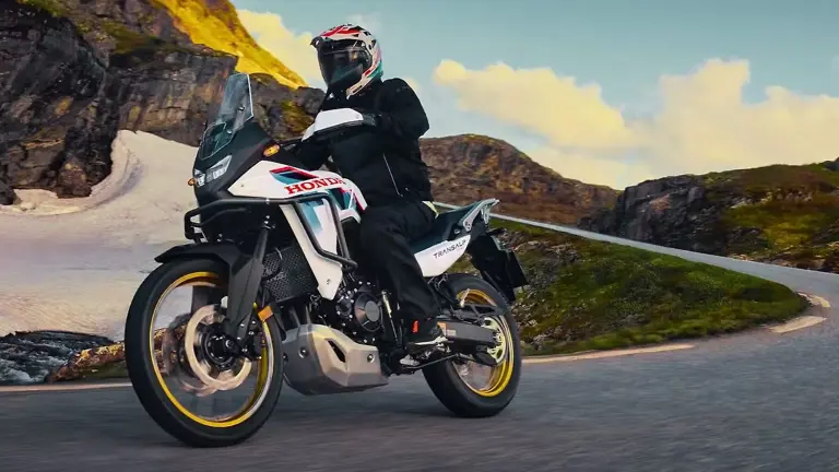 EICMA 2025: Honda XL750 Transalp 2026 with E-Clutch Only for 2026