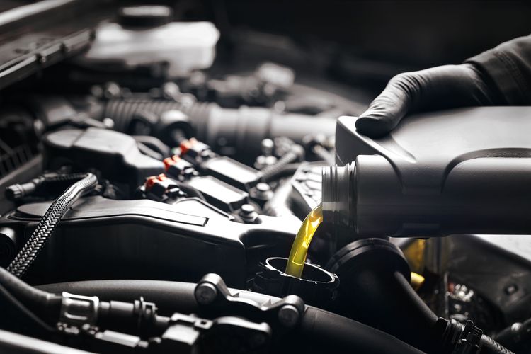 Bengkel Spesialis Bocorkan Merek Pelumas Palsu