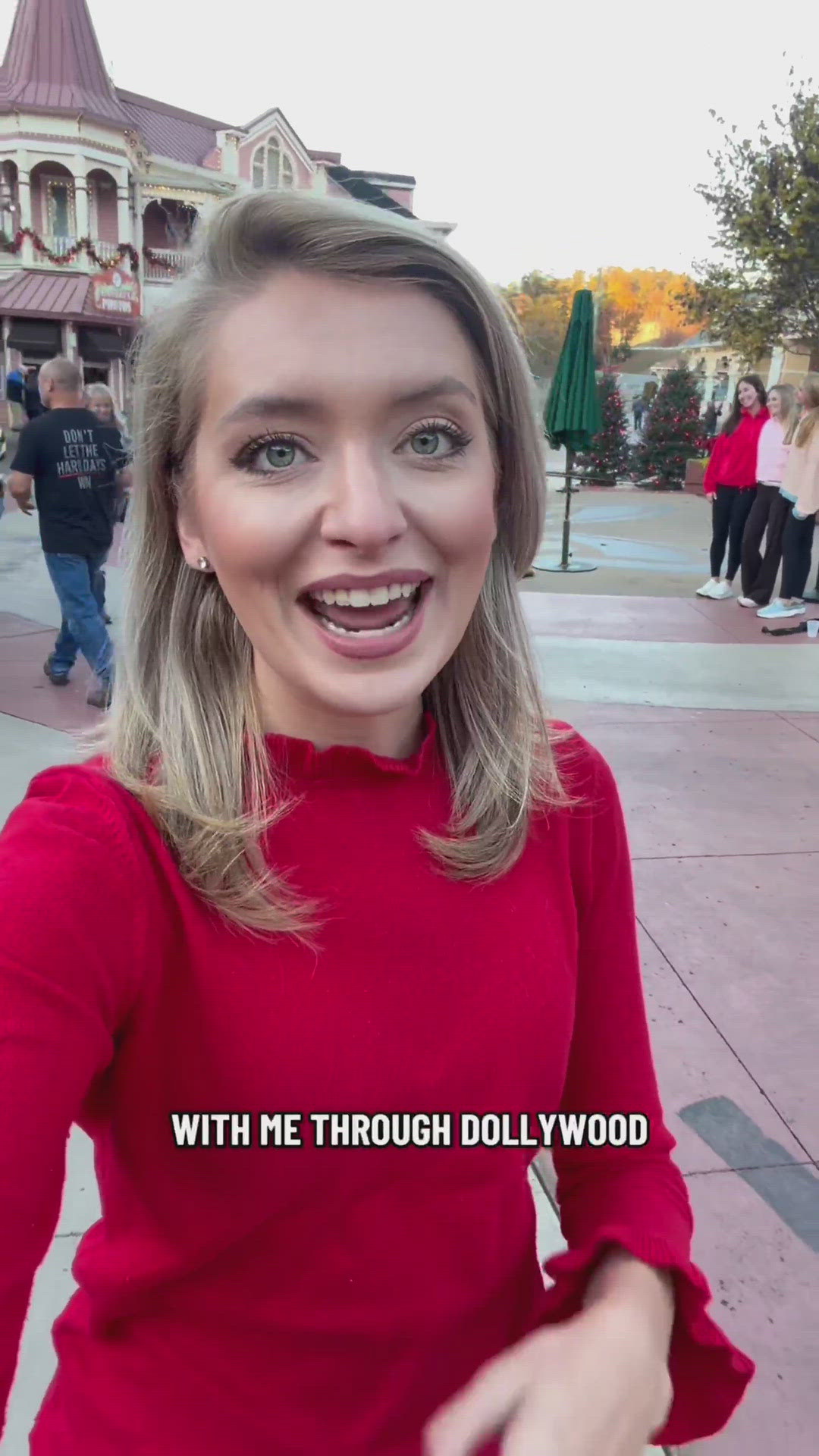 walking-through-a-dollywood-winter-wonderland