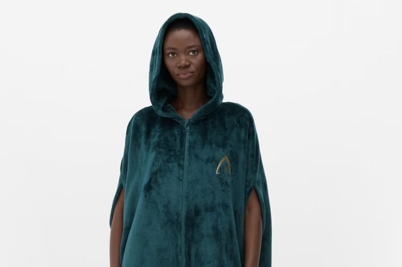 Celebrity Traitors fans can buy cloak in time for final at one high ...
