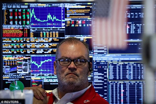 £400billion slump in AI stocks fuels fears tech bubble is about to burst