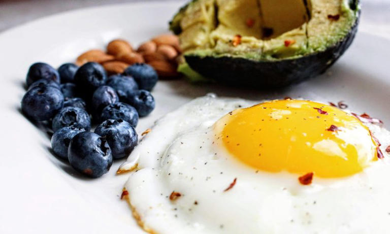 Are you getting enough protein? A doctor breaks down the signs, sources ...