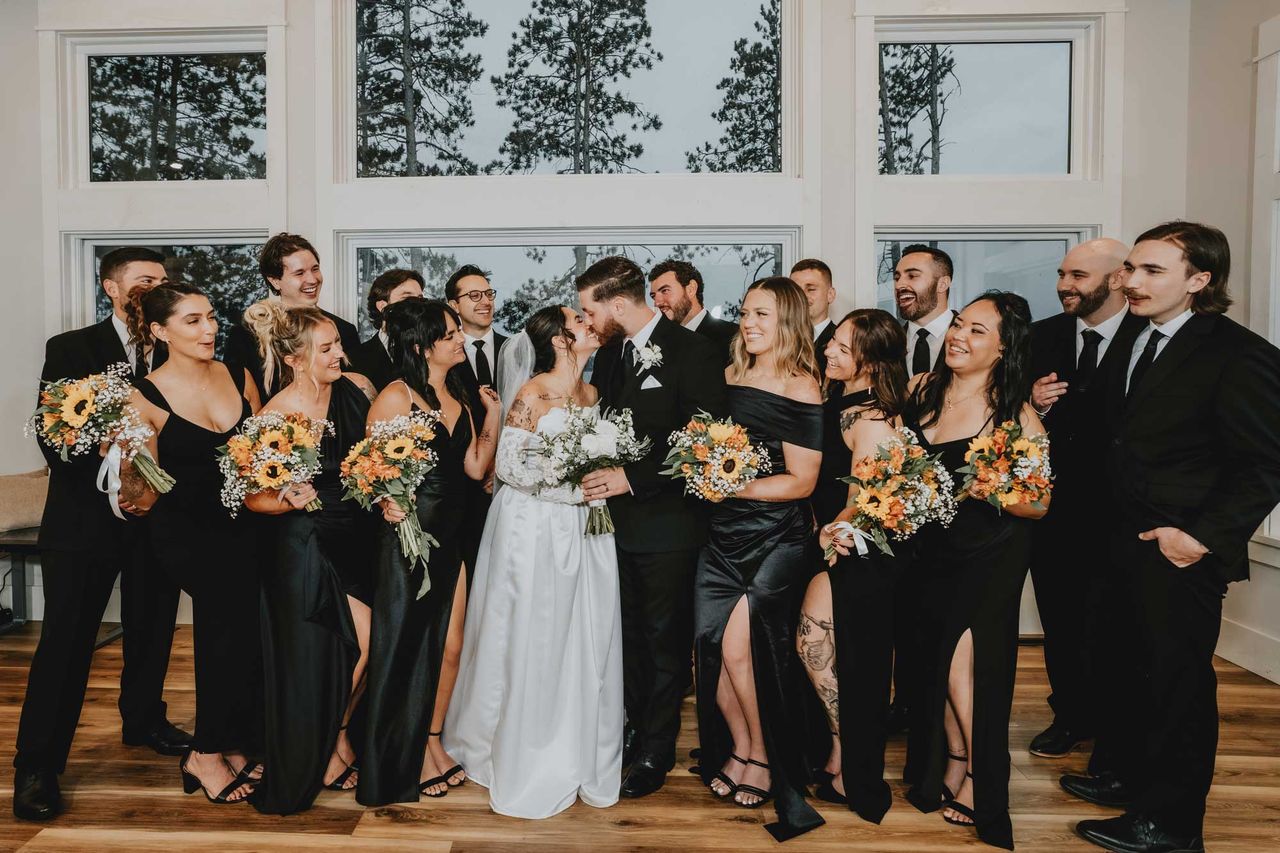 Couple Hosts 4Day Wedding Weekend at Unexpected Venue for Only 26K