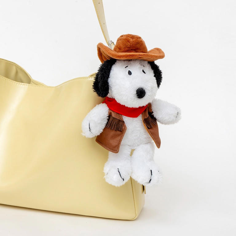 スヌーピーが〈カウボーイ〉になりました！?ローソン「スヌーピーの